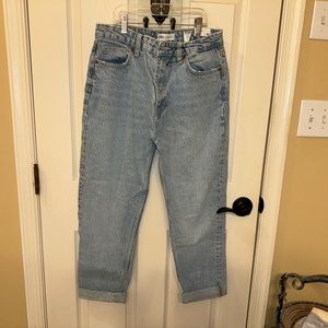 Zara High Rise Ankle Length Mom Jeans
